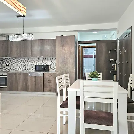 Appartement Azzura Beachfront In