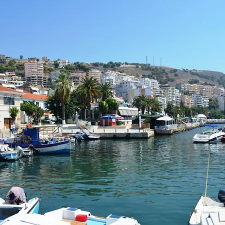 Apartamento Azzura Beachfront In
